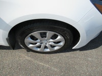 Fresh off lease from Toyota Corolla is a one owner and it is in super condition! Two keys, clean Car... (image 4)