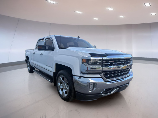 Chevrolet Silverado 1500 LTZ cabine multiplace 143,5 po 4RM avec dans Autos et camions  à Laurentides - Image 3
