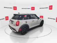 All Services Completed, Low mileage, Tonneau Cover, 6 Speakers, ABS brakes, Alloy wheels, Auto High-... (image 7)