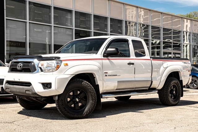 2015 Toyota Tacoma 4WD Access Cab V6 Auto in Cars & Trucks in Mississauga / Peel Region - Image 2