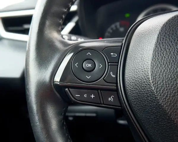 2022 Toyota Corolla LE | Heated Seats and Steering Wheel in Cars & Trucks in Edmonton - Image 16