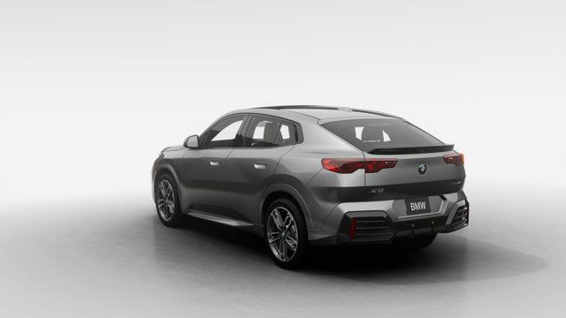 2025 BMW X2 xDrive28i in Cars & Trucks in Laval / North Shore - Image 2