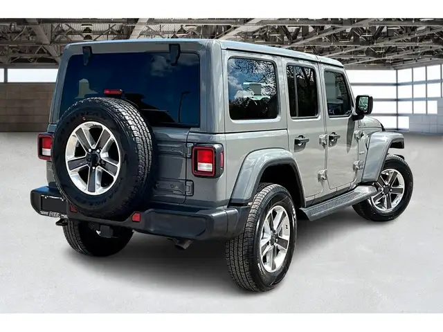 2022 Jeep Wrangler Sahara | Heated Leather | Alpine | Tow Pkg |  in Cars & Trucks in Mississauga / Peel Region - Image 3