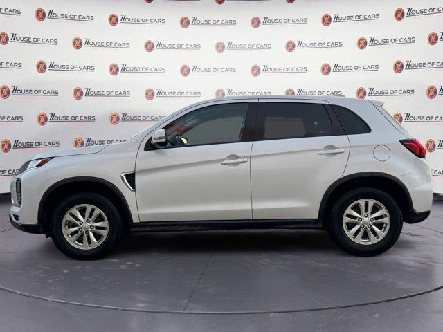 2022 Mitsubishi RVR SE in Cars & Trucks in Calgary - Image 2