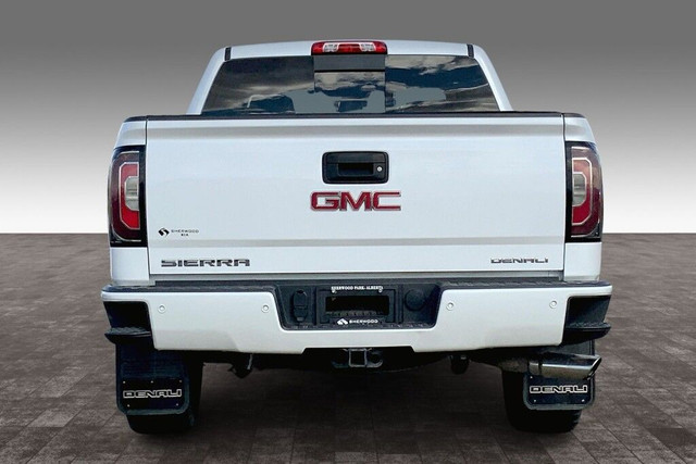 2018 GMC Sierra 1500 4WD CREWCAB DENALI in Cars & Trucks in Strathcona County - Image 4