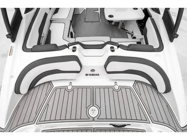 2025 Yamaha AR 195 in Powerboats & Motorboats in Québec City - Image 12