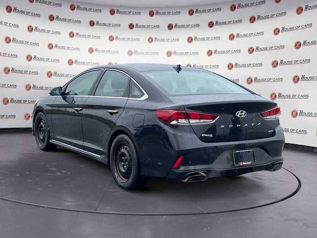 2019 Hyundai Sonata 2.4L Essential w-Sport Pkg/ Leather/ Sunroof in Cars & Trucks in Calgary - Image 4
