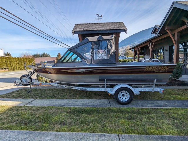 2002 Boulton 20 Ft in Powerboats & Motorboats in Chilliwack