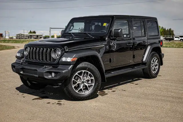 2024 Jeep Wrangler SPORT UNLIMITED 4X4 AUTOMATIC LOW LOW KMS in Cars & Trucks in Strathcona County - Image 2