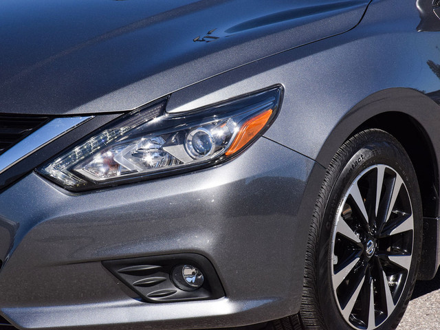 2018 Nissan Altima 2.5 SL Tech ~Nav ~Cam ~Bluetooth ~Leather ~Su in Cars & Trucks in Barrie - Image 2