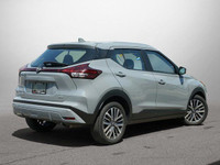This Nissan Kicks delivers a Regular Unleaded I-4 1.6 L/98 engine powering this Variable transmissio... (image 4)