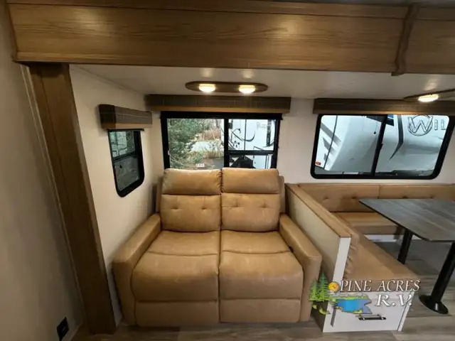 2025 Dutchmen RV Astoria 2913FK in Travel Trailers & Campers in Truro - Image 36