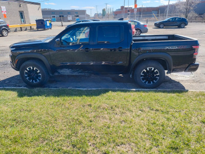 2022 Nissan Frontier PRO-4X Luxury