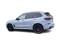 2025 BMW X5 xDrive40i Brooklyn Gray Metallic M SPORT PACKAGE PREMIUM ESSENTIAL PACKAGE On-Board Navi... (image 5)