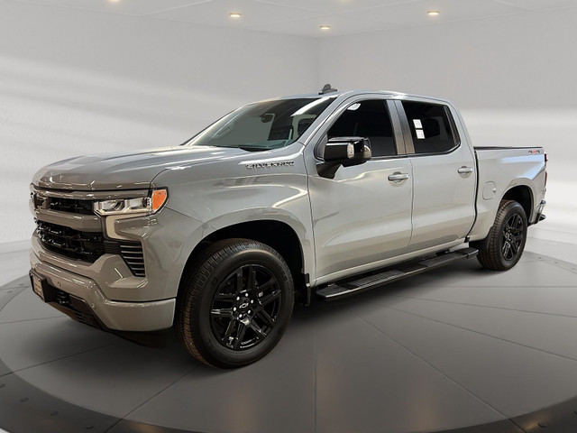 2024 Chevrolet Silverado 1500 RST CREW CAB CUIR TOIT 4X4 in Cars & Trucks in Laval / North Shore