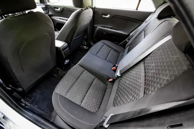 2021 Kia Rio 5-door LX+ IVT - Heated Seats - Android Auto in Cars & Trucks in Kingston - Image 28