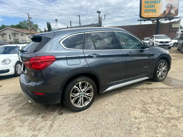 2017 BMW X1 xDrive28i in Cars & Trucks in Edmonton - Image 9