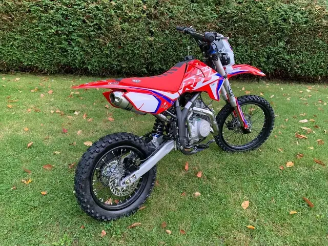 2024 SUPER SPRING SAVINGS ON APOLLO RFZ 110 cc DIRT BIKE $1399.0 in Other in Brandon - Image 13