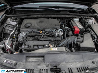 2022 Toyota Camry SE AWD Clean Carfax!!! Low Km!!! One Owner!!! Heated Seats Dual AC Carplay Bluetoo... (image 7)