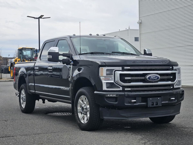 Ford Super Duty F-250 SRW Platinum cabine 6 places 4RM caisse de in Cars & Trucks in Victoriaville - Image 3