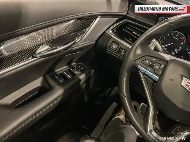 2023 Cadillac XT6 AWD Sport in Cars & Trucks in Hamilton - Image 21