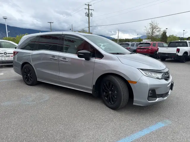 2025 Honda Odyssey in Cars & Trucks in Terrace - Image 4