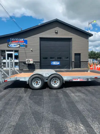 sell cargo trailer enclosed trailer remorque trailer fermé no- galvanize + also some utility galvani...