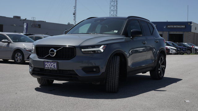 2021 Volvo XC40 R-Design T5 AWD | Panoroof | Leather | Premium in Cars & Trucks in Guelph - Image 3