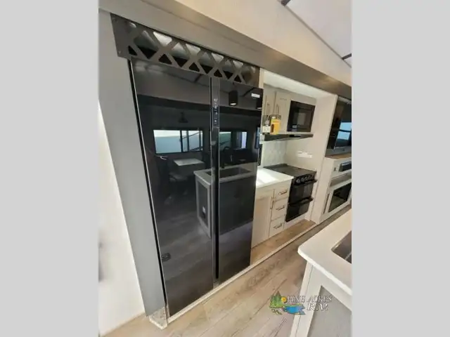 2024 Forest River RV Wildwood Heritage Glen 370BL in Travel Trailers & Campers in Truro - Image 9