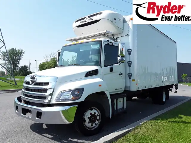 2019 Hino 258 Reefer *Fire Sale Promo* in Heavy Trucks in Longueuil / South Shore - Image 2