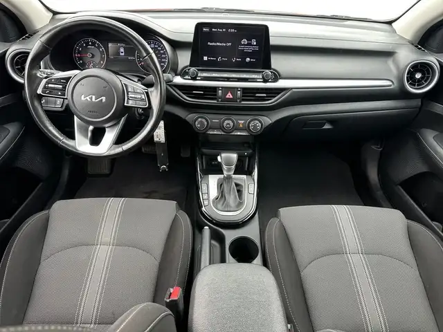2022 Kia Forte EX IVT in Cars & Trucks in Calgary - Image 15