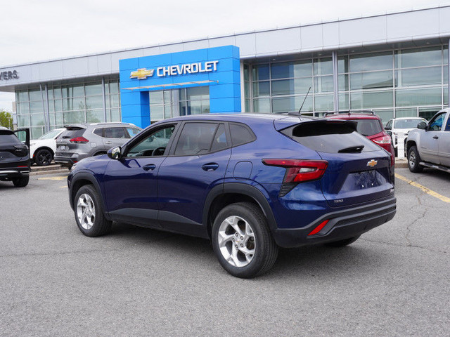 2024 Chevrolet Trax LS - Heated Seats - Apple CarPlay in Cars & Trucks in Ottawa - Image 3