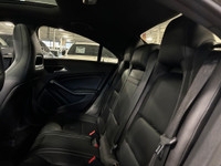 **SPRING SPECIAL!** FEATURING : AMG PACKAGE, COUPE, 4MATIC AWD, AMBIENT LIGHTING, HIGHLY EQUIPPED, V... (image 7)