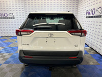 Certified All Wheel Drive Rear-View Camera Sun Roof Push Start Heated Seats Heated Steering Wheel Al... (image 3)