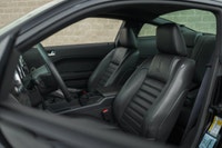 Collector-grade and barely broken in, this 2007 Ford Shelby Mustang GT500 shows only 5,200 km. Power... (image 6)