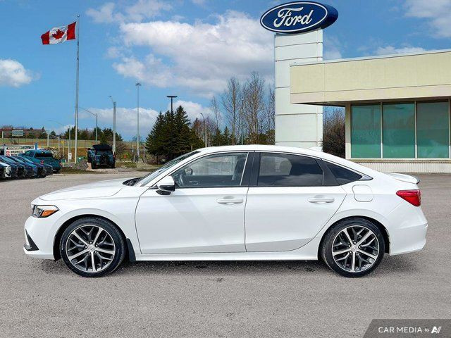 2022 Honda Civic Sedan Touring in Cars & Trucks in Kitchener / Waterloo - Image 4
