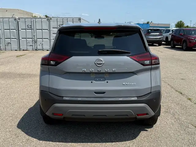 2022 Nissan Rogue SV AWD | Moonroof | Blind spots | Push Start dans Autos et camions dans Ville de Toronto - Image 9