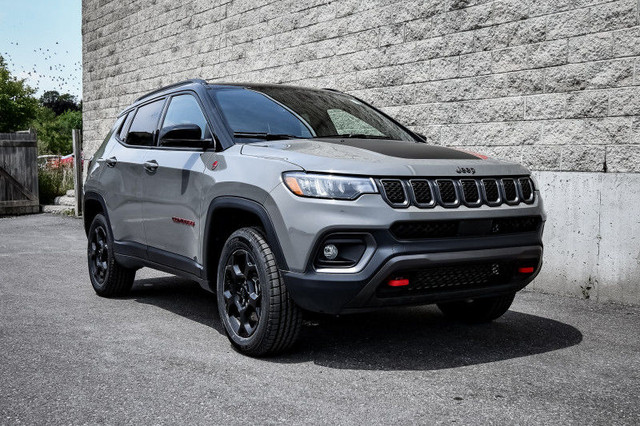2024 Jeep Compass Trailhawk • LEATHER SEATS • 4G WI-FI in Cars & Trucks in Kingston