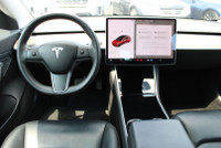 ACCIDDENT FREE ONE OWNER DON'T PAY EXTRA FOR SAFETY CERTIFICATION Well Maintained 2020 Tesla Model 3... (image 9)