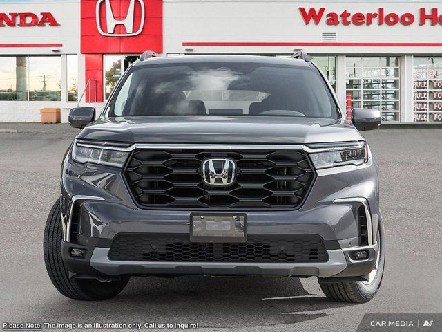 2025 Honda Pilot Touring in Cars & Trucks in Kitchener / Waterloo - Image 2