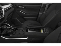 Blueprint 2022 Toyota Highlander XLE AWD! Contact us to make an appointment and book your test drive... (image 9)