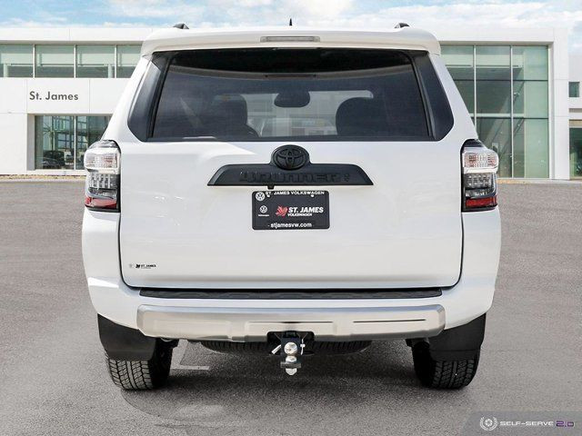 2024 Toyota 4Runner TRD Off-road Premium | CLEAN CARFAX in Cars & Trucks in Winnipeg - Image 4