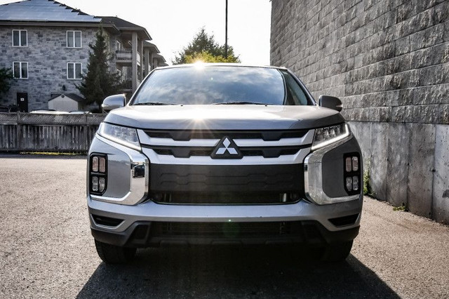 2023 Mitsubishi RVR SE AWC • HEATED SEATS • REAR CAM • CP/AA in Cars & Trucks in Ottawa - Image 4