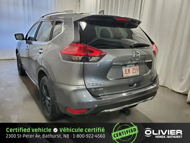 2017 Nissan Rogue SV AWD Navigation Toit Ouvrant Panoramique in Cars & Trucks in Bathurst - Image 5