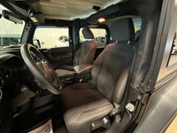 Our 2015 Jeep Wrangler Sport 4WD looks great in a Black Clearcoat. Powered by a 3.6 Litre V6 that pr... (image 8)