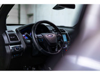 **ACCIDENT FREE - MECHANICALLY CERTIFIED** 111,824 KM This 2018 Ford Explorer AWD Sport is powered b... (image 9)