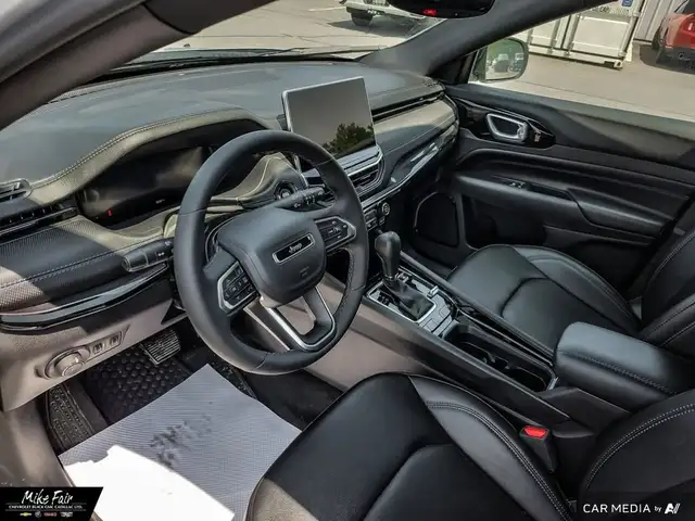 2025 Jeep Compass Altitude in Cars & Trucks in Ottawa - Image 14