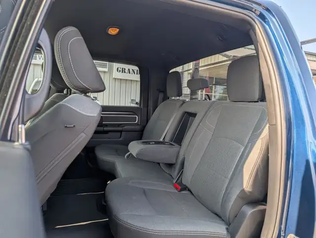 2022 RAM 3500 Big Horn in Cars & Trucks in London - Image 19
