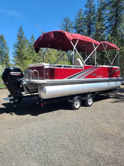 APPLY NOW: https://www.ridecollective.ca/get-pre-approved The 2019 Grand Island 2485 is a 24-foot (7...