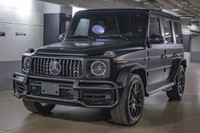 This Mercedes-Benz G-Class has a powerful Twin Turbo Premium Unleaded V-8 4.0 L/243 engine powering... (image 3)